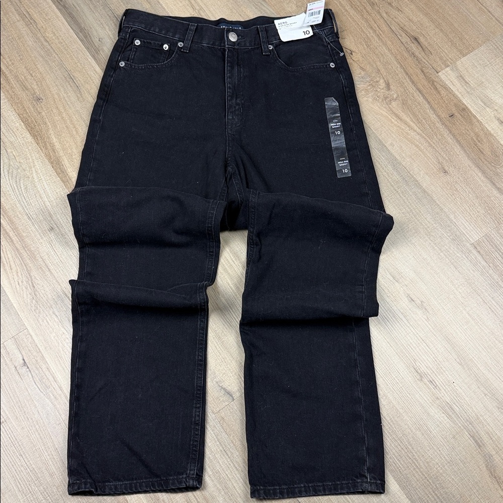 Aeropostale High Rise Baggy No Stretch Black Jeans. NWT. Size 10R‎